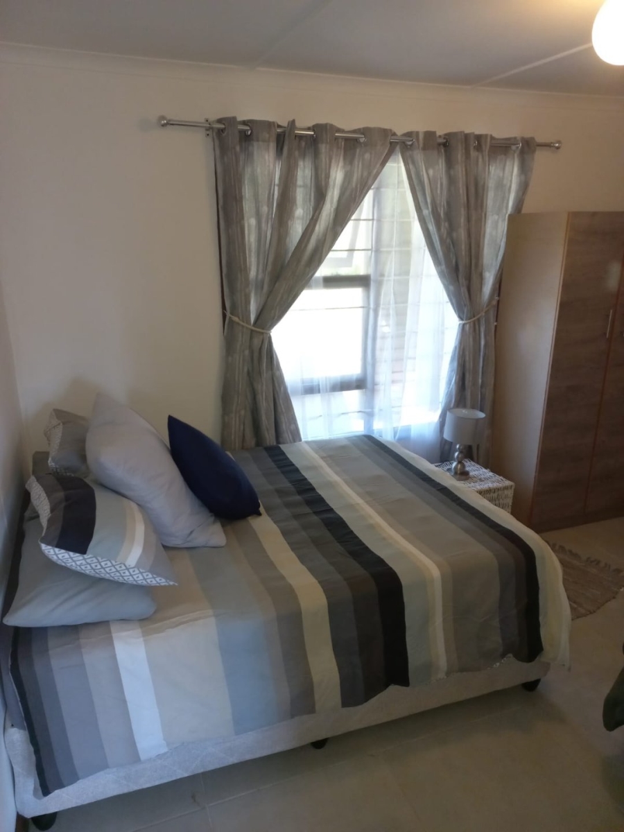 5 Bedroom Property for Sale in C Place Eastern Cape